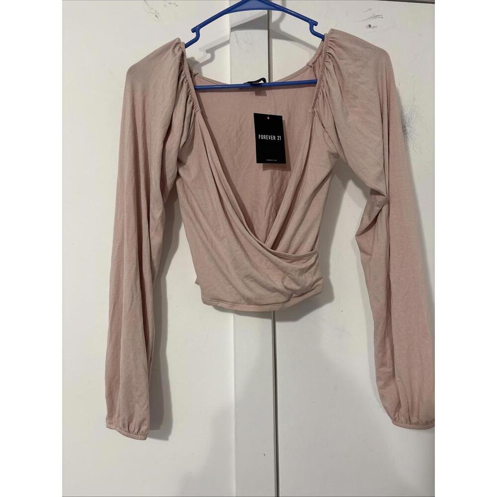 Forever 21 Juniors Light Pink Long Sleeve Knit Crop Shirt Sz Small NWT NEW